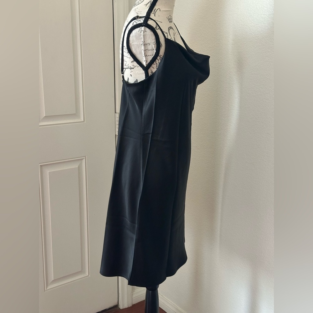 Casual dress - Picture 3 of 6
